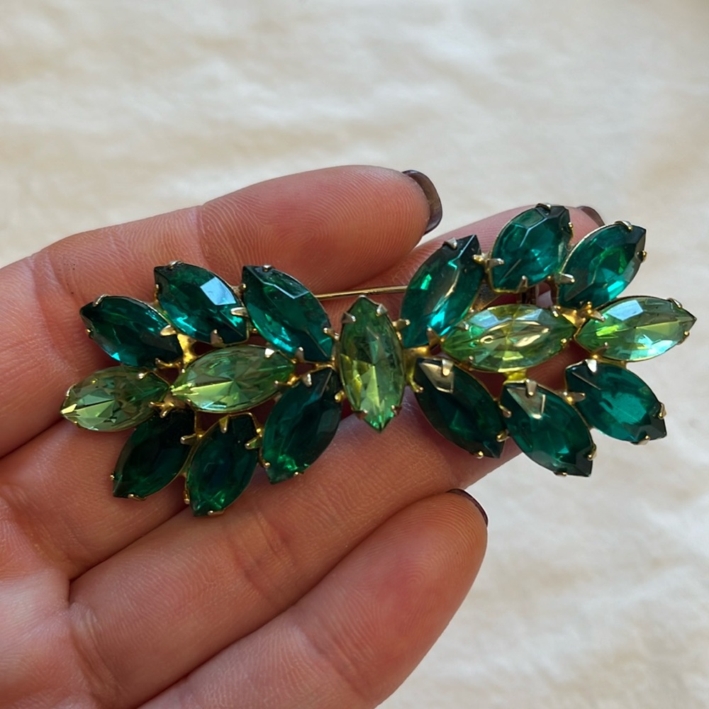VTG Brooch
